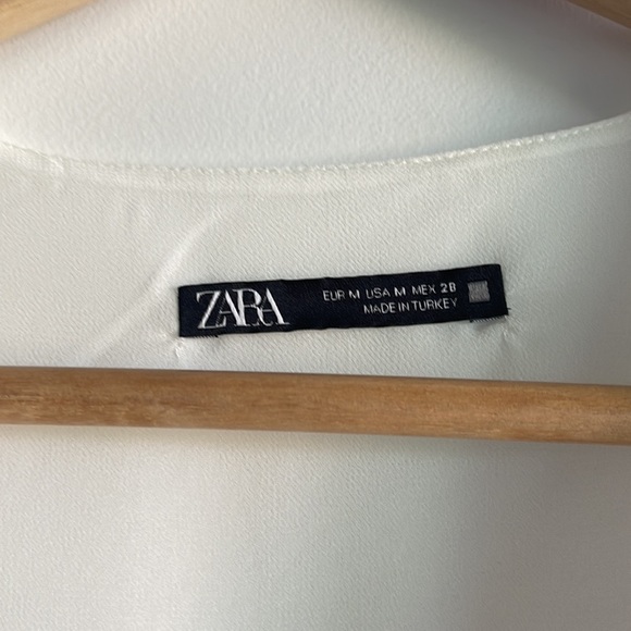 Zara blouse - Picture 2 of 3
